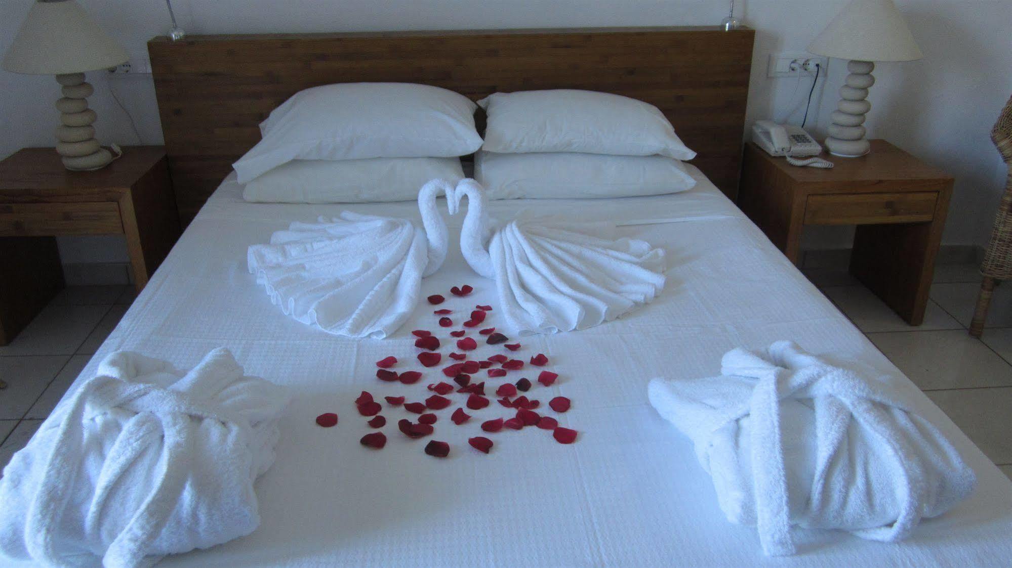 Ionian Princess Suites Hotel Acharavi  Exterior photo